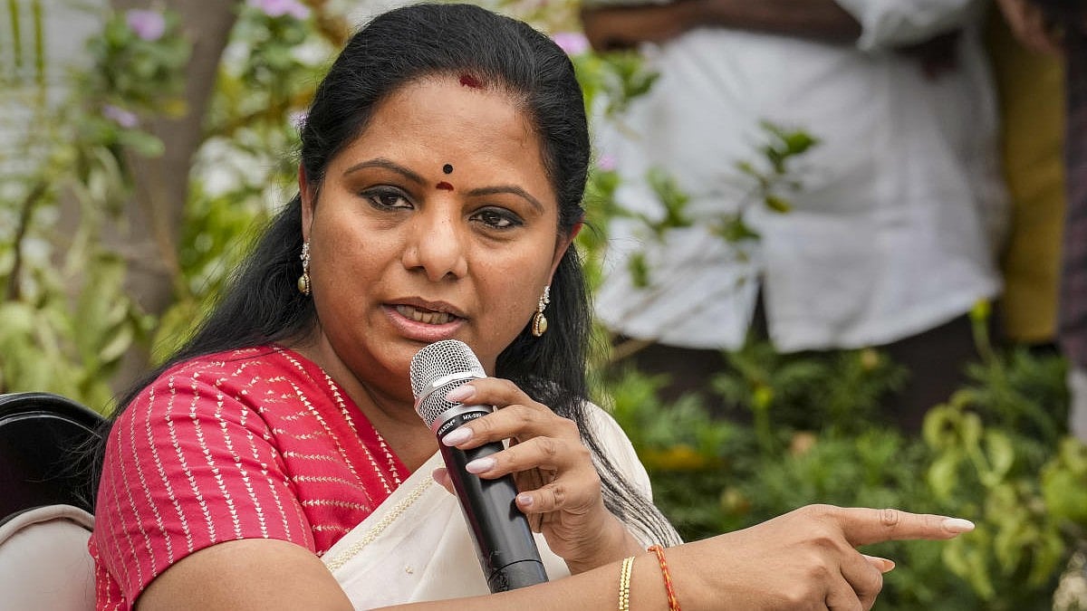 ಪಕ್ಷ ವಿರೋಧಿ ಚಟುವಟಿಕೆ: ಪುತ್ರಿ ಕವಿತಾರನ್ನೇ BRSನಿಂದ ಹೊರಹಾಕಿದ KCR