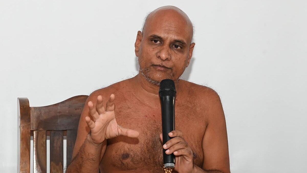 ಹುಬ್ಬಳ್ಳಿ | ಮಠ, ಮಂದಿರ ರಕ್ಷಣೆಗೆ ಹೊಸ ಕಾನೂನಿಗೆ ಮನವಿ: ಗುಣಧರನಂದಿ ಮಹಾರಾಜರು