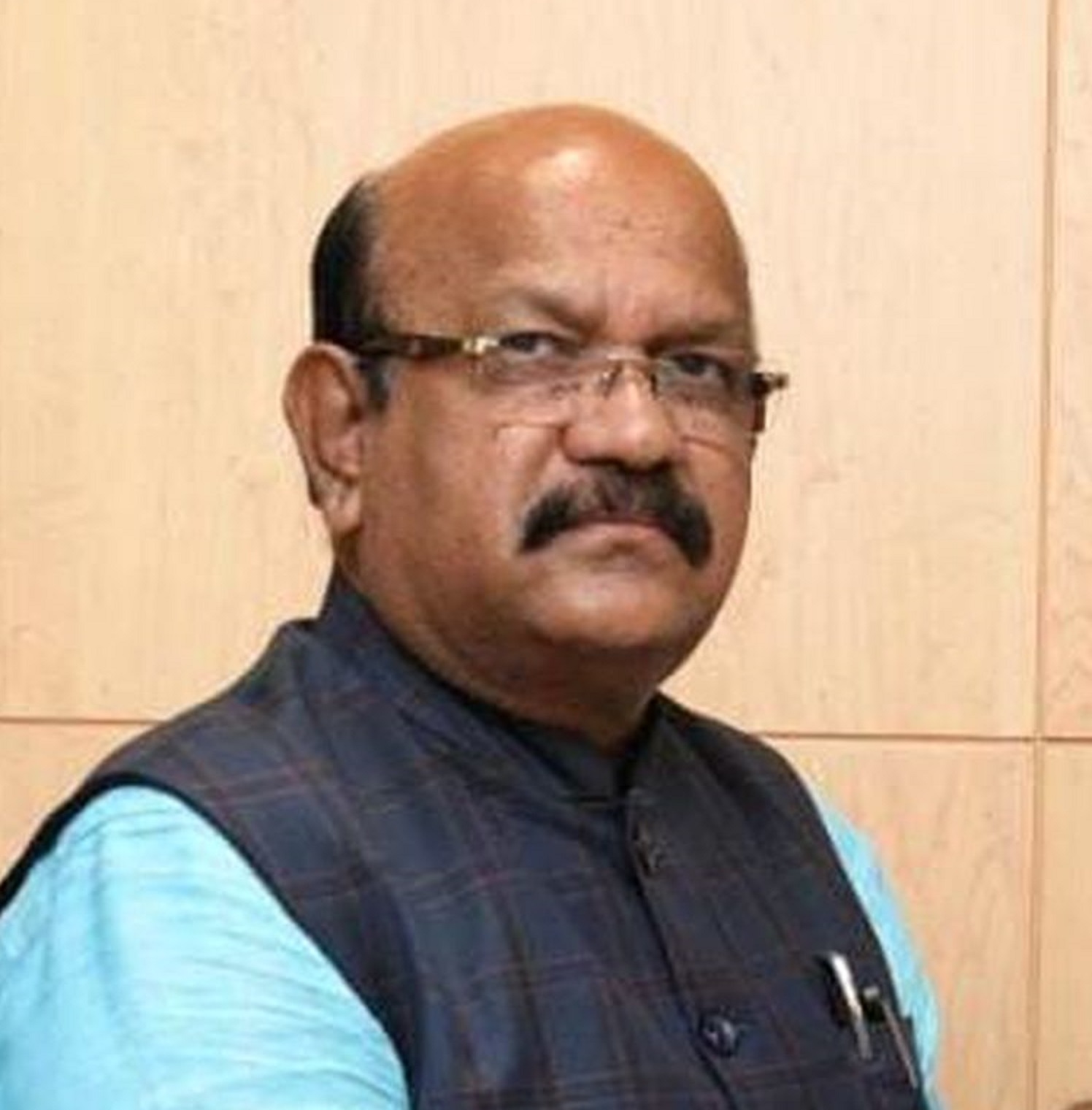 ಡಾ.ಉಮೇಶ ಜಾಧವ