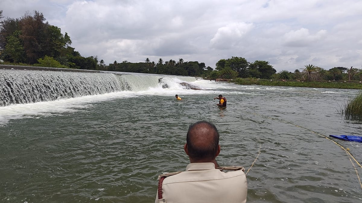 ಎಡಮುರಿ ಫಾಲ್ಸ್‌: ನೀರಿನಲ್ಲಿ ಮುಳುಗಿ ಬೆಂಗಳೂರಿನ ಇಬ್ಬರು ವಿದ್ಯಾರ್ಥಿಗಳ ಸಾವು
