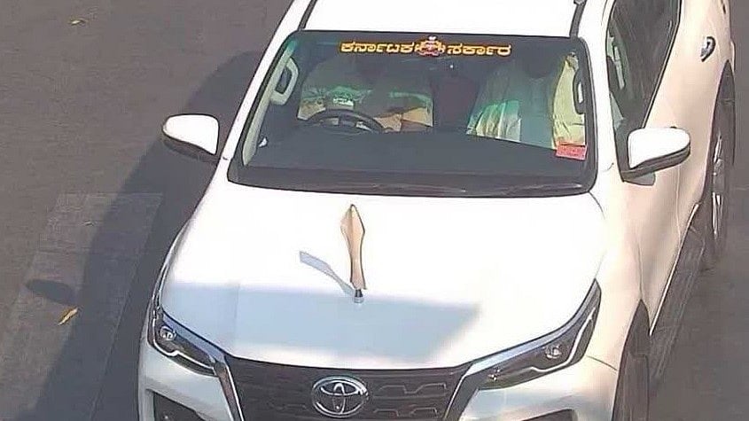 ಸೀಟ್ ಬೆಲ್ಟ್‌ ಧರಿಸದೆ ಆರು ಬಾರಿ ಸಂಚಾರ ನಿಯಮ ಉಲ್ಲಂಘಿಸಿದ CM ಸಿದ್ದರಾಮಯ್ಯ: ದಂಡ