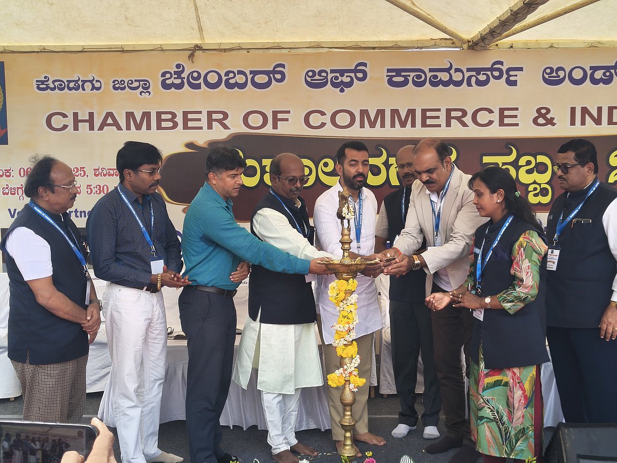 ಸಣ್ಣ ವ್ಯಾಪಾರ ಅಭಿವೃದ್ಧಿಗೆ ನೆರವು: ಶಾಸಕ