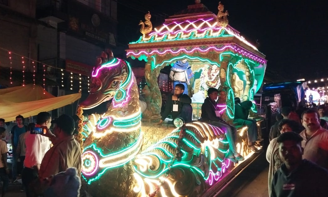 ಬಸವೇಶ್ವರ ದೇವಾಲಯದ ಗೌರಿಗಣೇಶೋತ್ಸವ ಸಮಿತಿಯ ಮಂಟಪ