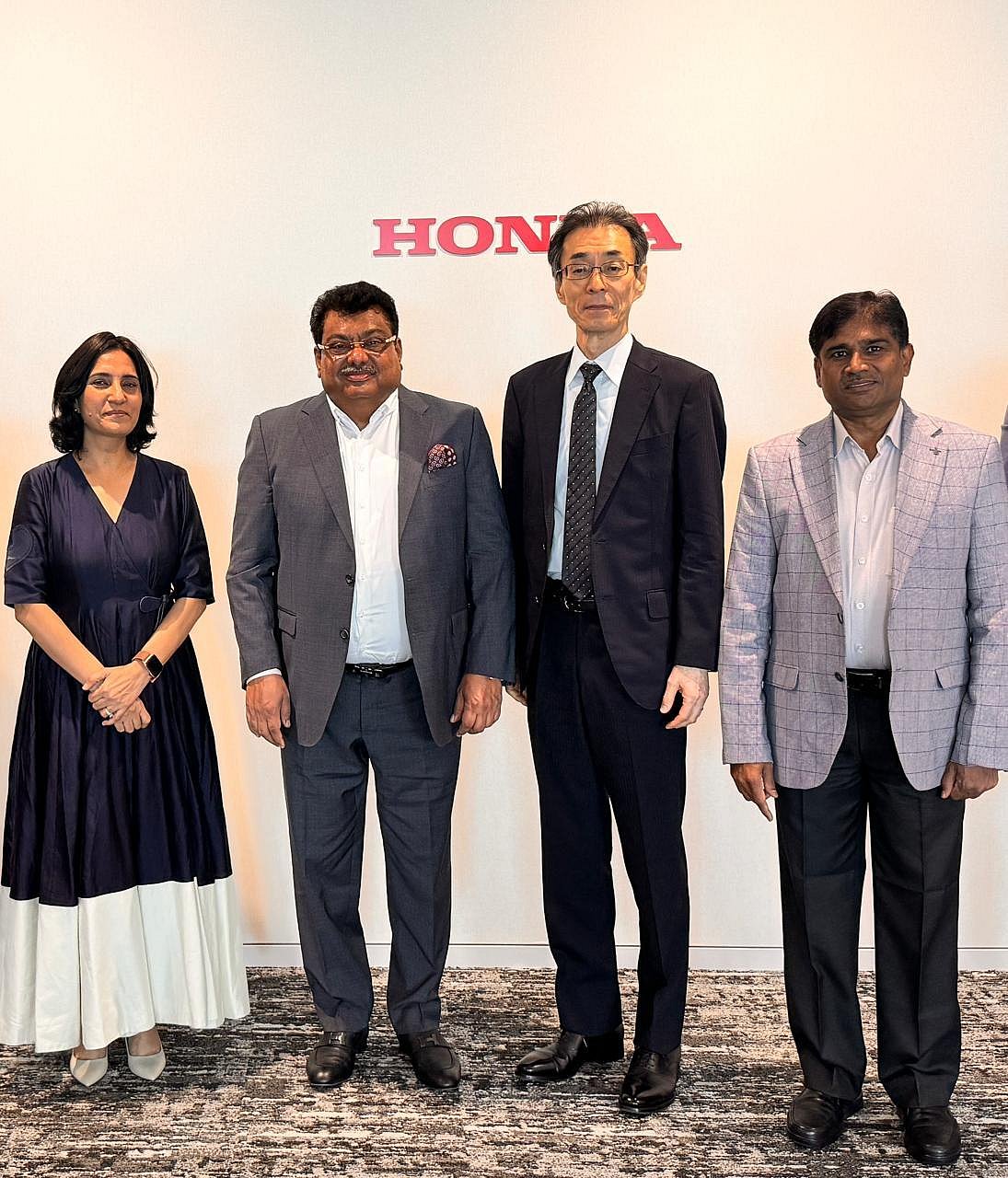 ಕೋಲಾರ ಜಿಲ್ಲೆಯ ನರಸಾಪುರದಲ್ಲಿ ಎಲೆಕ್ಟ್ರಿಕ್ ದ್ವಿಚಕ್ರ ವಾಹನ ತಯಾರಿಕಾ ಘಟಕ