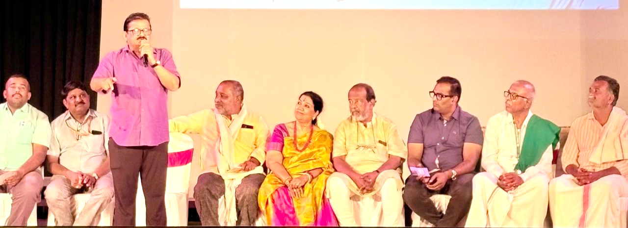 ಮಳವಳ್ಳಿ ಪಟ್ಟಣದ ಡಾ.ಬಿ.ಆರ್.ಅಂಬೇಡ್ಕರ್ ಭವನದಲ್ಲಿ ನಡೆದ