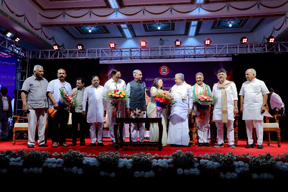 ವಿಧಾನ ಪರಿಷತ್ ಸದಸ್ಯರಾಗಿ ನಾಲ್ವರಿಂದ ಪ್ರಮಾಣ ವಚನ ಸ್ವೀಕಾರ