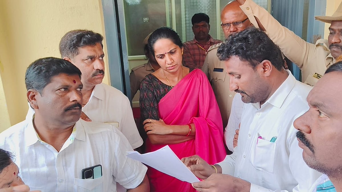 
ಶಿಡ್ಲಘಟ್ಟ: ಗ್ಯಾರಂಟಿ ಸಮಿತಿ ಚೊಚ್ಚಲ ಸಭೆ ರದ್ದು