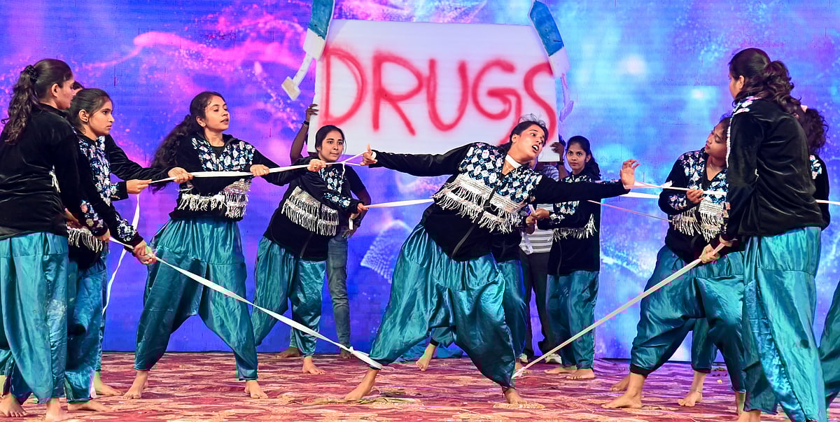 ಮೈಸೂರು |ಸಂಭ್ರಮಕ್ಕೆ ಕಿಚ್ಚು ಹಚ್ಚಿದ ಯುವ ಸಮೂಹ:  58 ತಂಡಗಳಿಂದ ನೃತ್ಯ ಪ್ರದರ್ಶನ