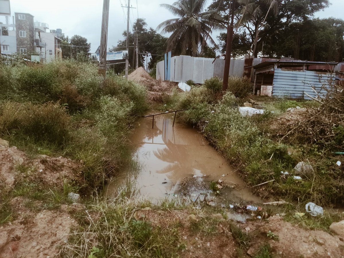 ಚನ್ನಗಿರಿ ರಸ್ತೆ ಅಭಿವೃದ್ಧಿಗೆ ನಿರ್ಲಕ್ಷ್ಯ:2 ಬಾರಿ ಭೂಮಿಪೂಜೆ;ಆರಂಭವಾಗದ ಕಾಮಗಾರಿ