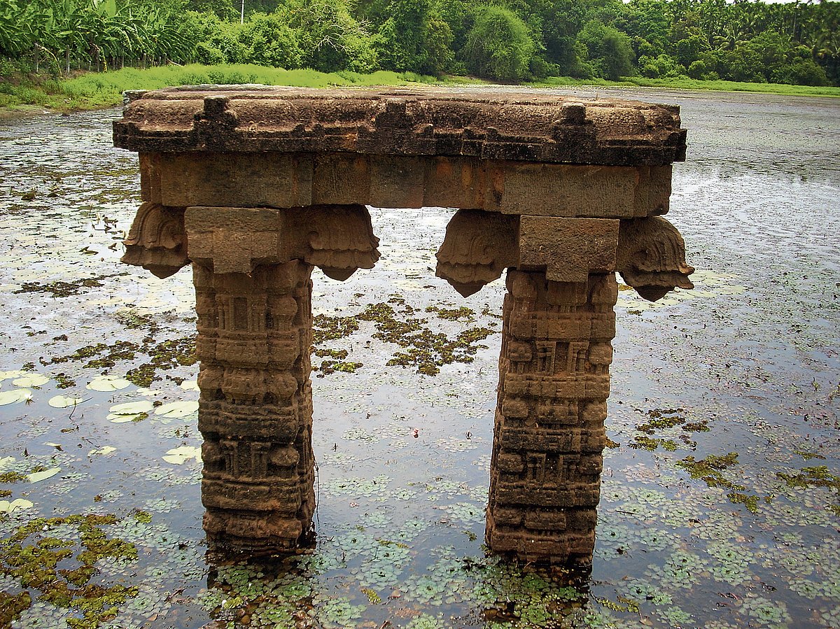 ಕಲಾತ್ಮಕ ಕೆರೆ ತೂಬುಗಳು