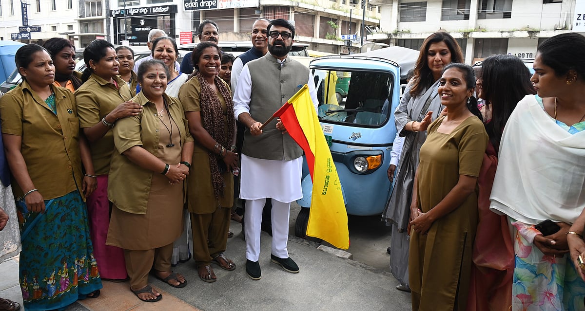 ಲಿಂಗತ್ವ ಅಲ್ಪಸಂಖ್ಯಾತರು, ಮಹಿಳೆಯರಿಗೆ ಉಚಿತವಾಗಿ ಆಟೊ ನೀಡಲು ಚಿಂತನೆ: ಹ್ಯಾರಿಸ್‌