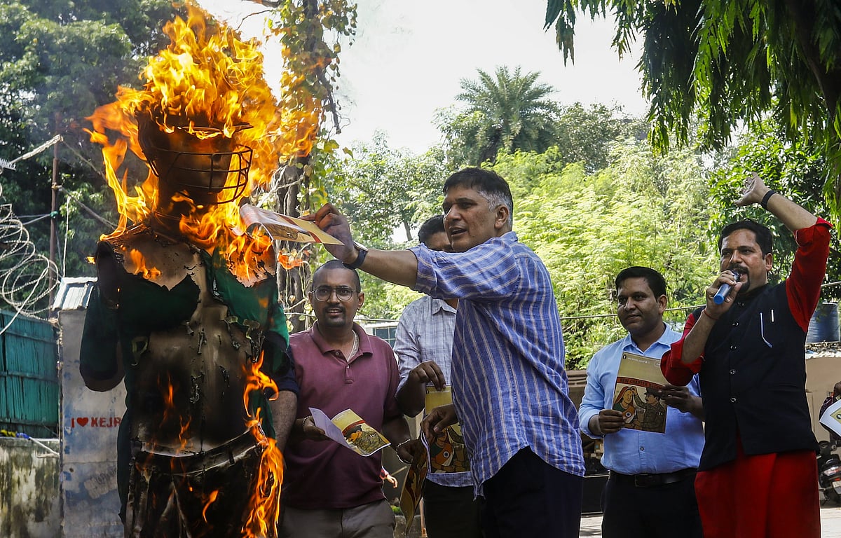 ಏಷ್ಯಾಕಪ್‌ ಕ್ರಿಕೆಟ್‌ ಟೂರ್ನಿ: ಭಾರತ–ಪಾಕ್‌ ಮುಖಾಮುಖಿಗೆ ಆಕ್ರೋಶ