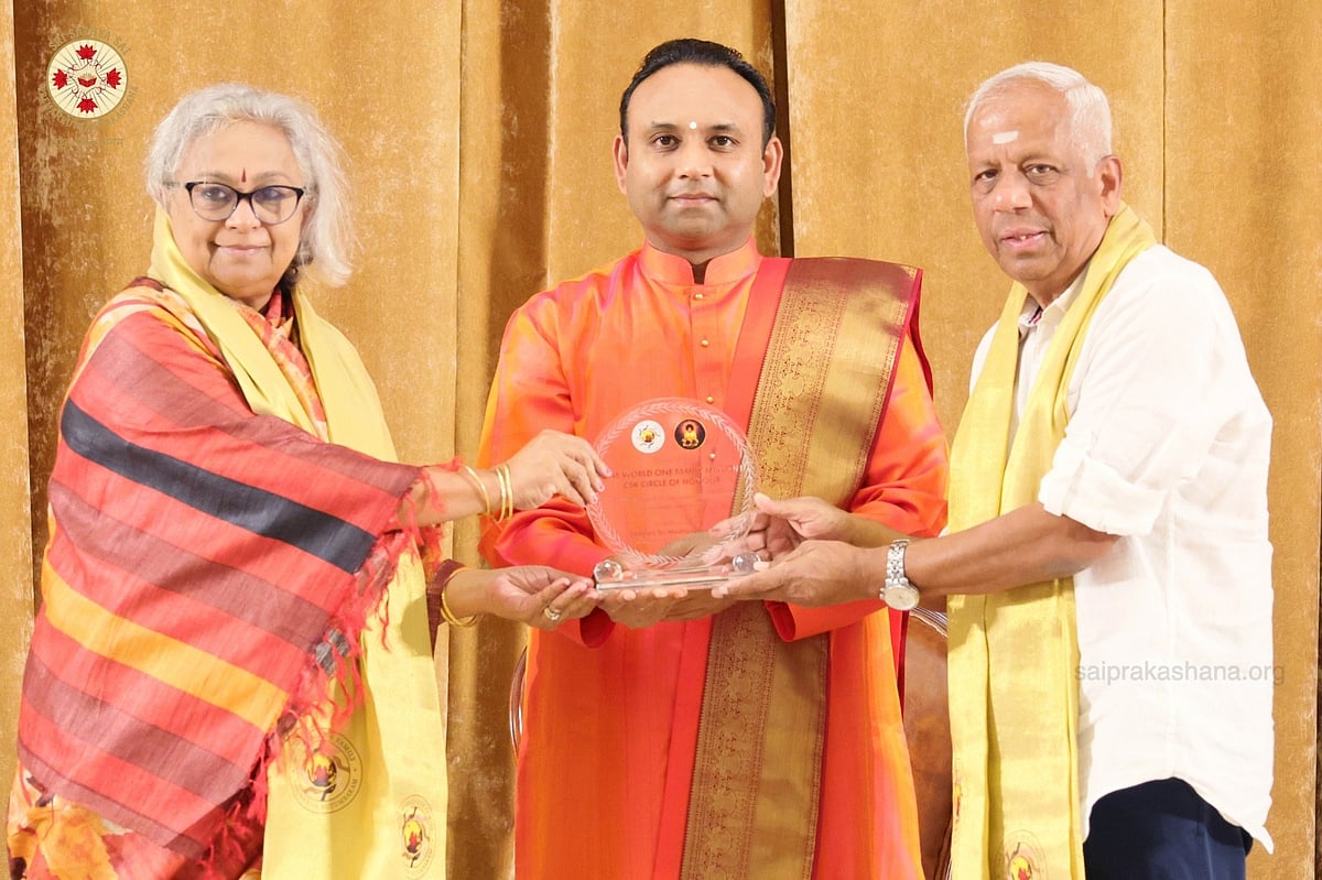 ಚಿಕ್ಕಬಳ್ಳಾಪುರ | ಶಾಲೆಗೆ ಕರೆತರಲು ವಿದ್ಯಾರ್ಥಿ ವೇತನ: ಸದ್ಗುರು ಮಧುಸೂದನ ಸಾಯಿ 