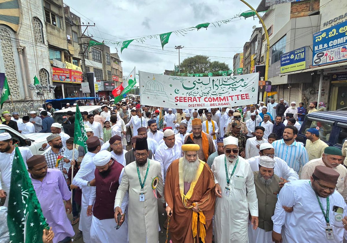 ಬೆಳಗಾವಿ: ಭಾವೈಕ್ಯ ಮೆರೆದ ಈದ್‌–ಮಿಲಾದ್‌; ಮುಸ್ಲಿಮರೊಂದಿಗೆ ಹಿಂದೂಗಳು ಭಾಗಿ