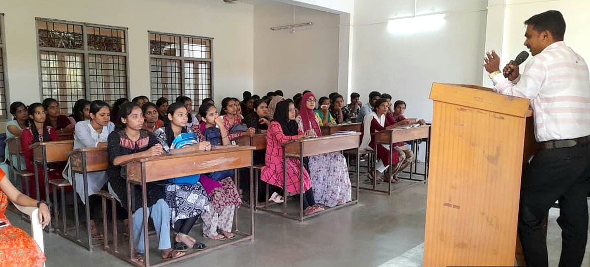 ಅತಿಥಿ ಉಪನ್ಯಾಸಕರ ನೇಮಕ: ಅಂಗವಿಕಲ ಅಭ್ಯರ್ಥಿಗಳ ಸಂಖ್ಯೆ ದಿಢೀರ್‌ ಹೆಚ್ಚಳ!