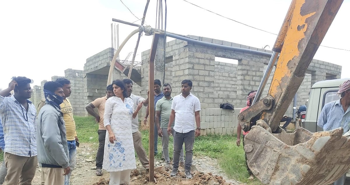 ರಸ್ತೆ ಗುಂಡಿ ಮುಚ್ಚಲು ಆದ್ಯತೆ ನೀಡಿ: ಜಿಬಿಎ ಮುಖ್ಯ ಆಯುಕ್ತ ಮಹೇಶ್ವರ್‌ ರಾವ್