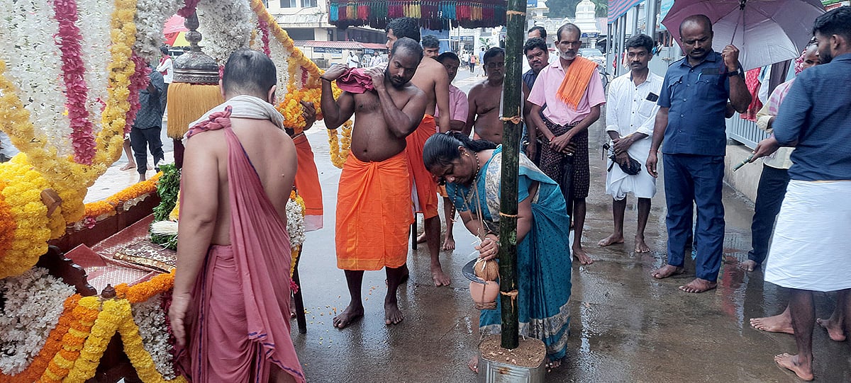 ಕುಕ್ಕೆ ಸುಬ್ರಹ್ಮಣ್ಯ: ಶ್ರೀಕೃಷ್ಣಾಷ್ಟಮಿ, ಮೊಸರು ಕುಡಿಕೆ ಉತ್ಸವ