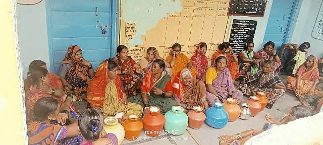 ಯಾದಗಿರಿ | ಕುಡಿಯುವ ನೀರಿಗಾಗಿ ಪಂಚಾಯಿತಿಗೆ ಬೀಗ ಜಡಿದು ಮಹಿಳೆಯರ ಪ್ರತಿಭಟನೆ