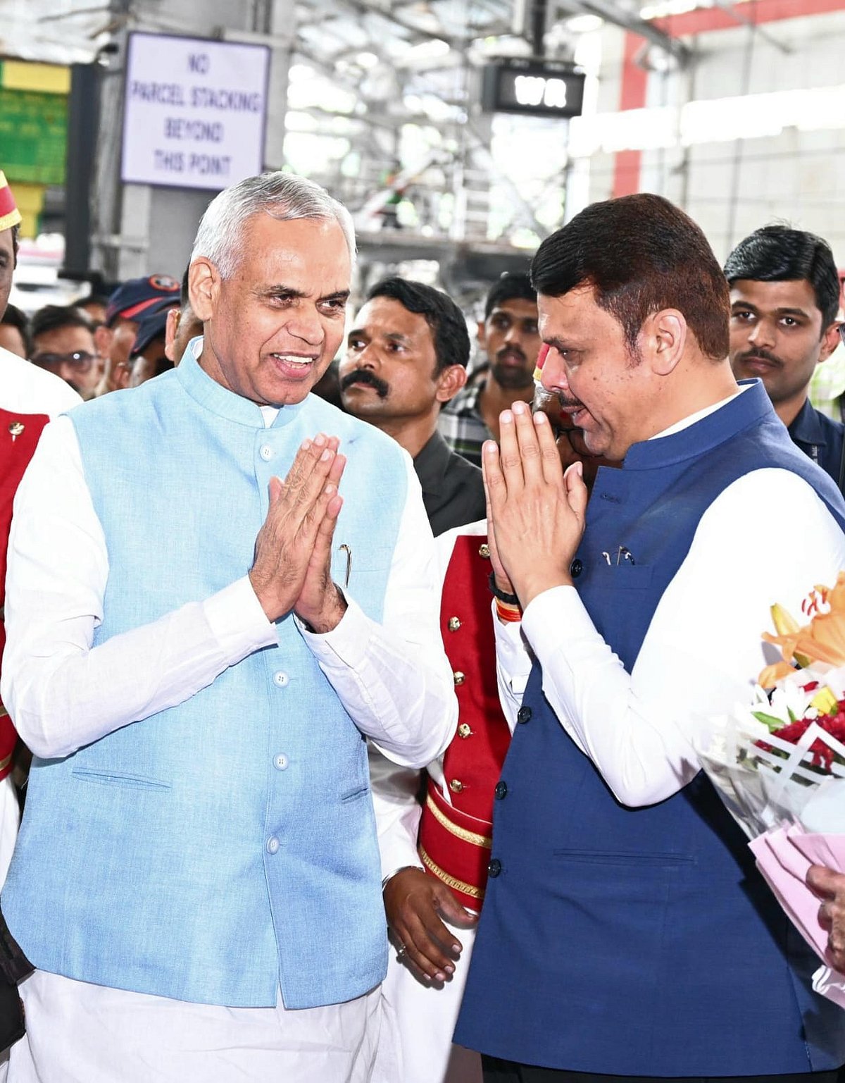 ಮಹಾರಾಷ್ಟ್ರ ರಾಜ್ಯಪಾಲರಾಗಿ ಪ್ರಮಾಣ ವಚನ ಸ್ವೀಕರಿಸಿದ ಆಚಾರ್ಯ ದೇವವ್ರತ್
