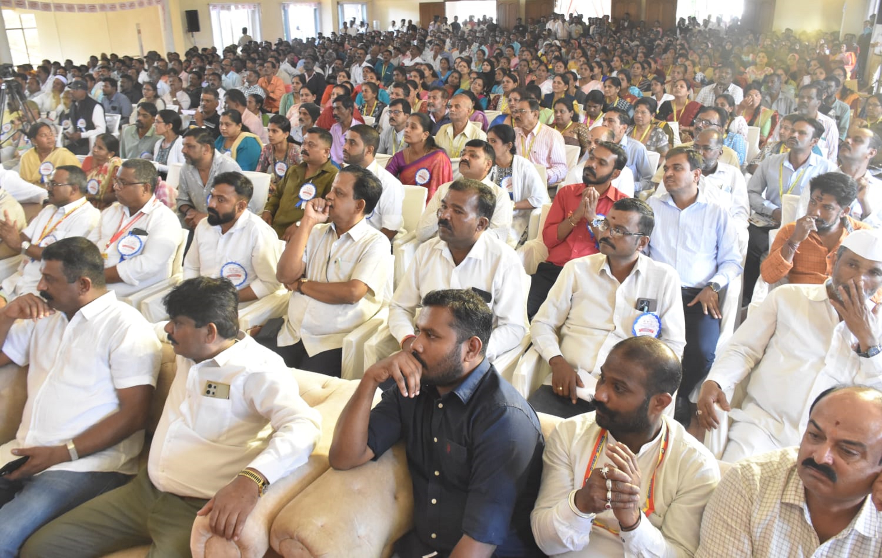 ಕಾರ್ಯಕ್ರಮದಲ್ಲಿ ಹೆಚ್ಚಿನ ಸಂಖ್ಯೆಯಲ್ಲಿ ಕಾರ್ಮಿಕರು ಭಾಗವಹಿಸಿದ್ದರು