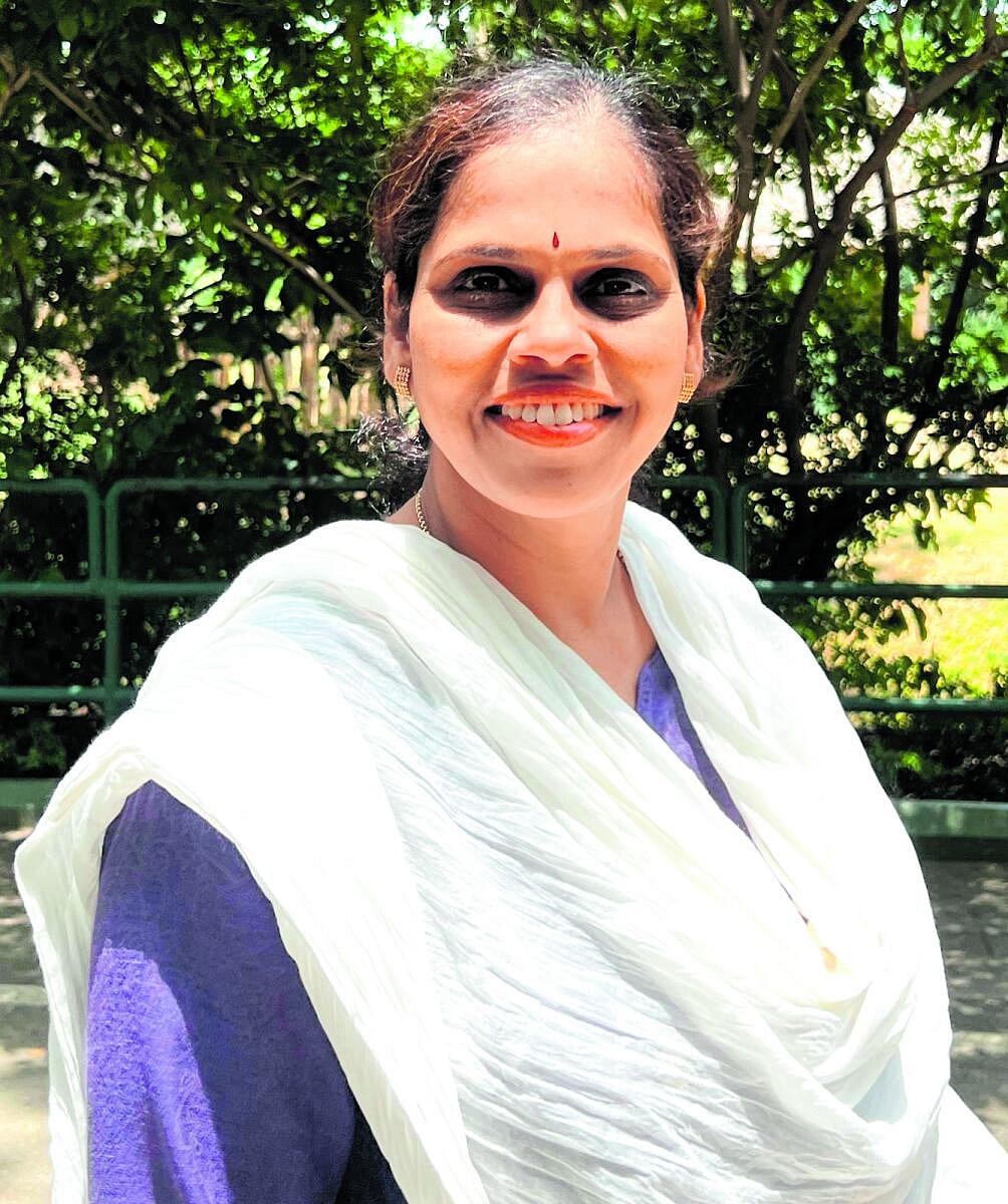 ಒಳಗೆ ಸೇರಿದರೂ ಗುಂಡು..