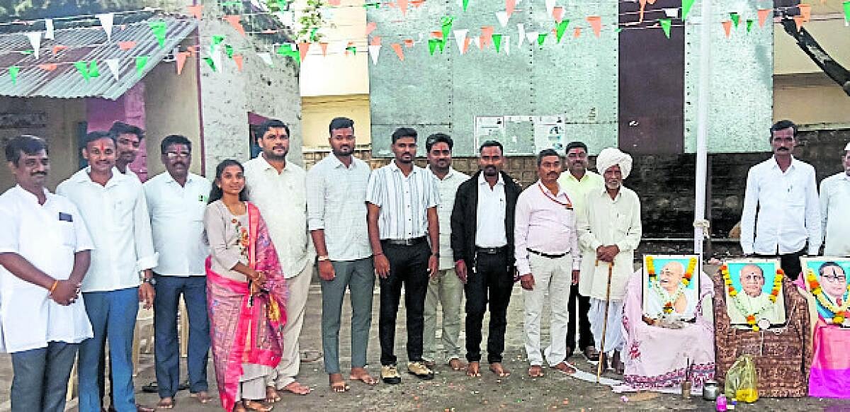 ಹುಣಸಗಿ| ಕಲ್ಯಾಣ ಕರ್ನಾಟಕ ಉತ್ಸವ: ಹೋರಾಟಗಾರರ ಕುರಿತು ಪಠ್ಯದಲ್ಲಿ ಅಳವಡಿಸಲಿ ಮನವಿ