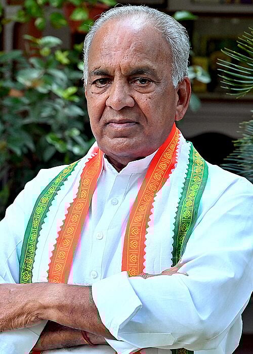 ಅಧಿಸೂಚನೆ ಹೊರಡಿಸಿ, ಇಲ್ಲ ರಾಜೀನಾಮೆ ಕೊಡಿ: ಎನ್‌.ಎಸ್‌.ಬೋಸರಾಜು