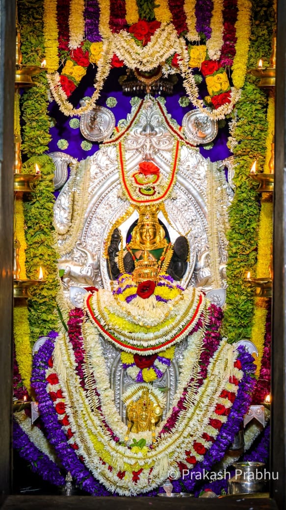 ಕಾರ್ಕಳ ತಾಲ್ಲೂಕಿನ ಹಿರ್ಗಾನ ಲಕ್ಷ್ಮೀಪುರ ಮಹಾಲಕ್ಷ್ಮಿ ದೇವಿ