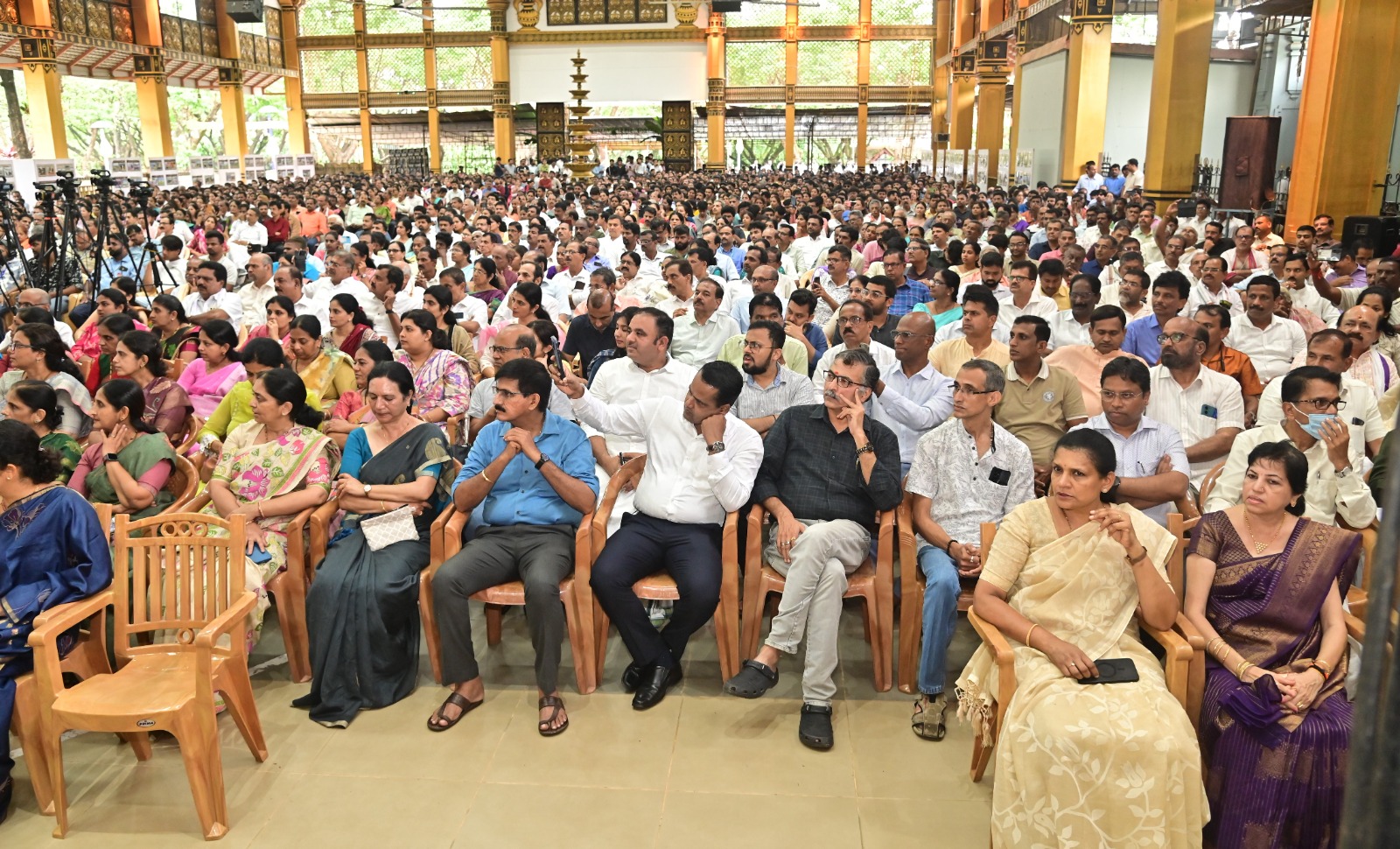 ಕಾರ್ಯಕ್ರಮದಲ್ಲಿ ಭಾಗವಹಿಸಿದ್ದ ಗಣ್ಯರು