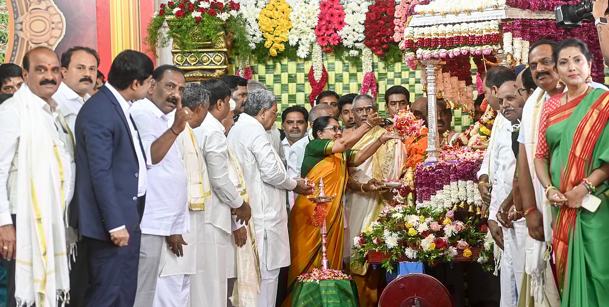 Mysuru Dasara | ಅಸ್ತ್ರವಲ್ಲ, ಅಕ್ಷರದಿಂದ ಬದುಕು ಗೆಲ್ಲಿ: ಬಾನು ಪ್ರತಿಪಾದನೆ