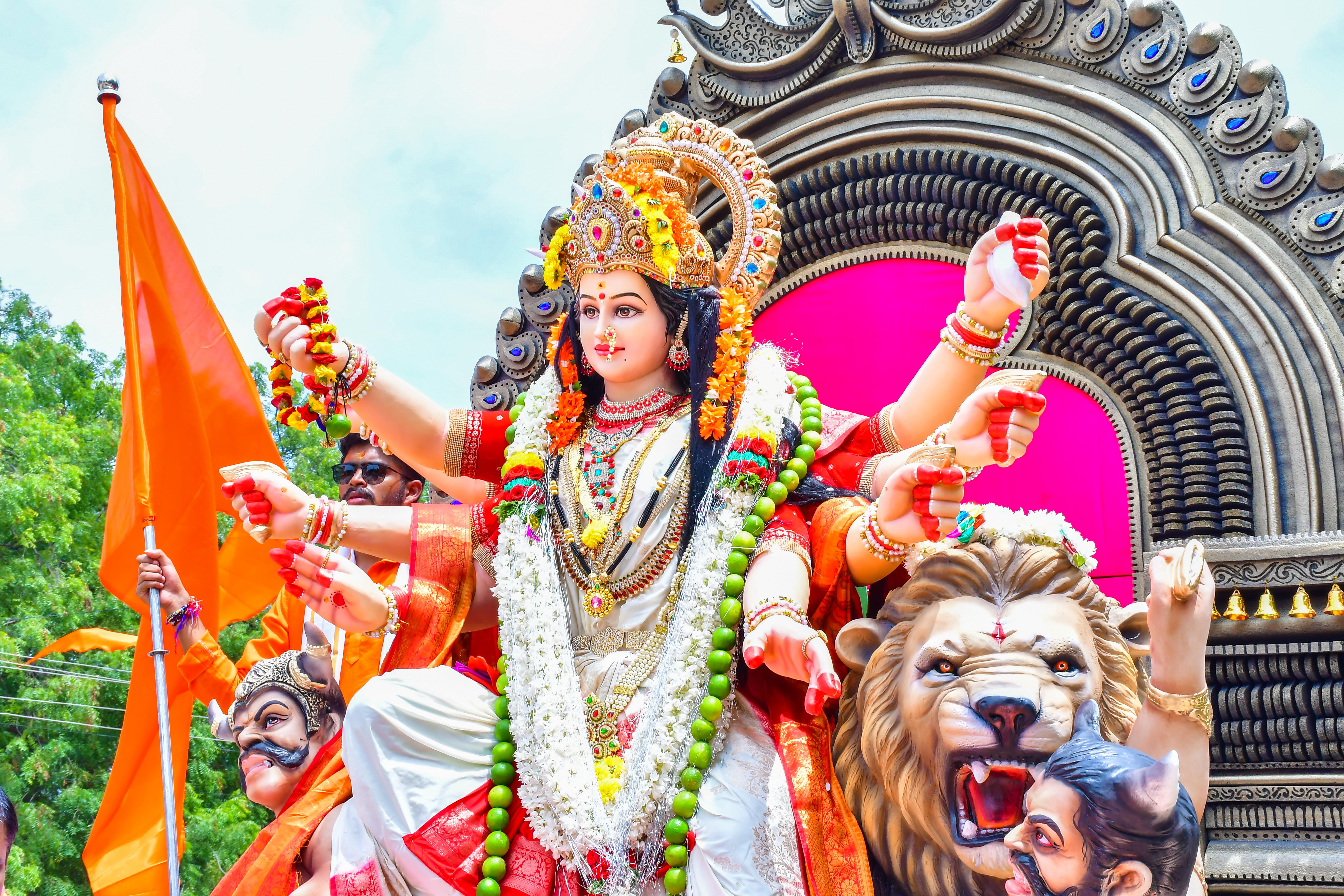 ಕೊಪ್ಪಳದಲ್ಲಿ ನಡೆದ ಮೂರ್ತಿ ಮೆರವಣಿಗೆ ನೋಟ
