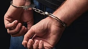 ನವದೆಹಲಿ | ₹ 2 ಕೋಟಿ ವಂಚನೆ: ನಕಲಿ ಐಎಎಸ್‌ ಅಧಿಕಾರಿ ಬಂಧನ