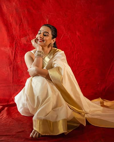 ನವರಾತ್ರಿ ಹಬ್ಬಕ್ಕೆ ಶುಭಕೋರಿದ ಬಾಲಿವುಡ್ ನಟಿ ವಿದ್ಯಾಬಾಲನ್ 