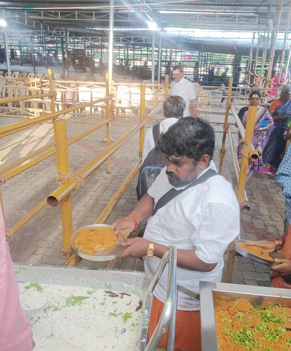 ಮಧುಮೇಹಿಗಳಿಗೆ ಸಿರಿಧಾನ್ಯ ಪ್ರಸಾದ ವಿತರಣೆ