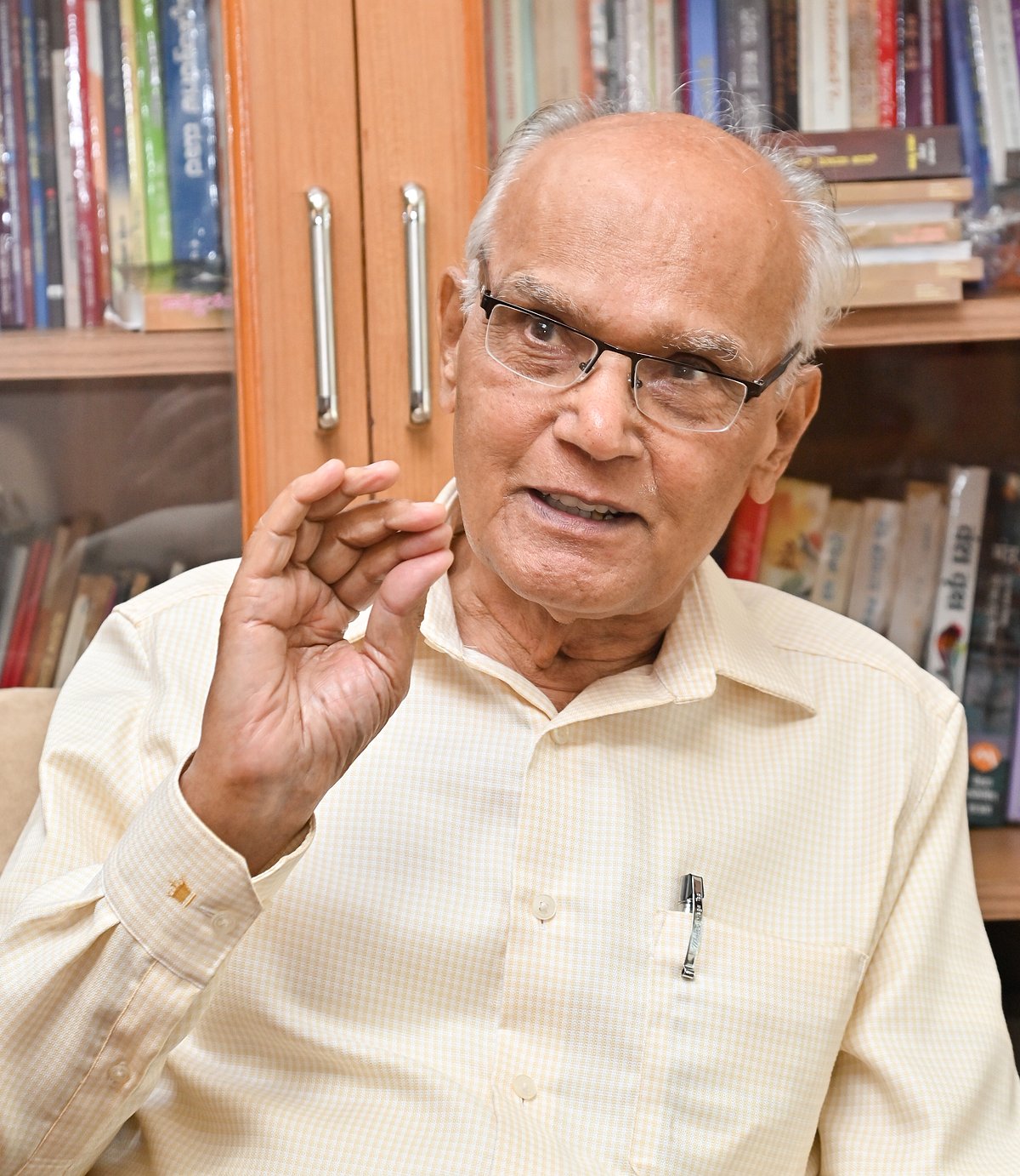 ನಿಷ್ಕಲ್ಮಶ ವ್ಯಕ್ತಿತ್ವದ ಭೈರಪ್ಪ.. ಪ್ರಧಾನ ಗುರುದತ್ತರಿಂದ ನುಡಿ ನಮನ