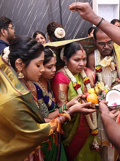 ಇದೀಗ ನಟಿ ಪವಿತ್ರಾ ಬಿ ನಾಯ್ಕ್ ಅವರು ಹೊಸ ಮನೆಗೆ ಪ್ರವೇಶ ಮಾಡಿದ್ದಾರೆ.