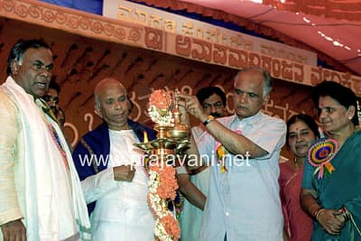 ಮಾಜಿ ಮುಖ್ಯಮಂತ್ತಿ ಜೆ.ಎಚ್ ಪಟೇಲರೊಂದಿಗೆ