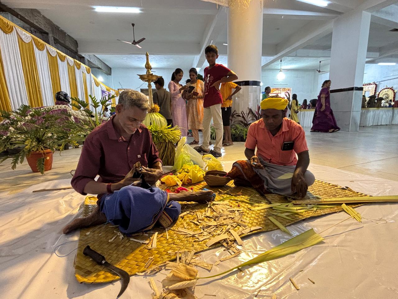 ಜಿಲ್ಲಾ ಪಾಣಾರ ಸಂಘದ ತೆಂಗಿನ ಸಿರಿಯ ಕಲಾಕೃತಿಗಳ ರಚನೆ