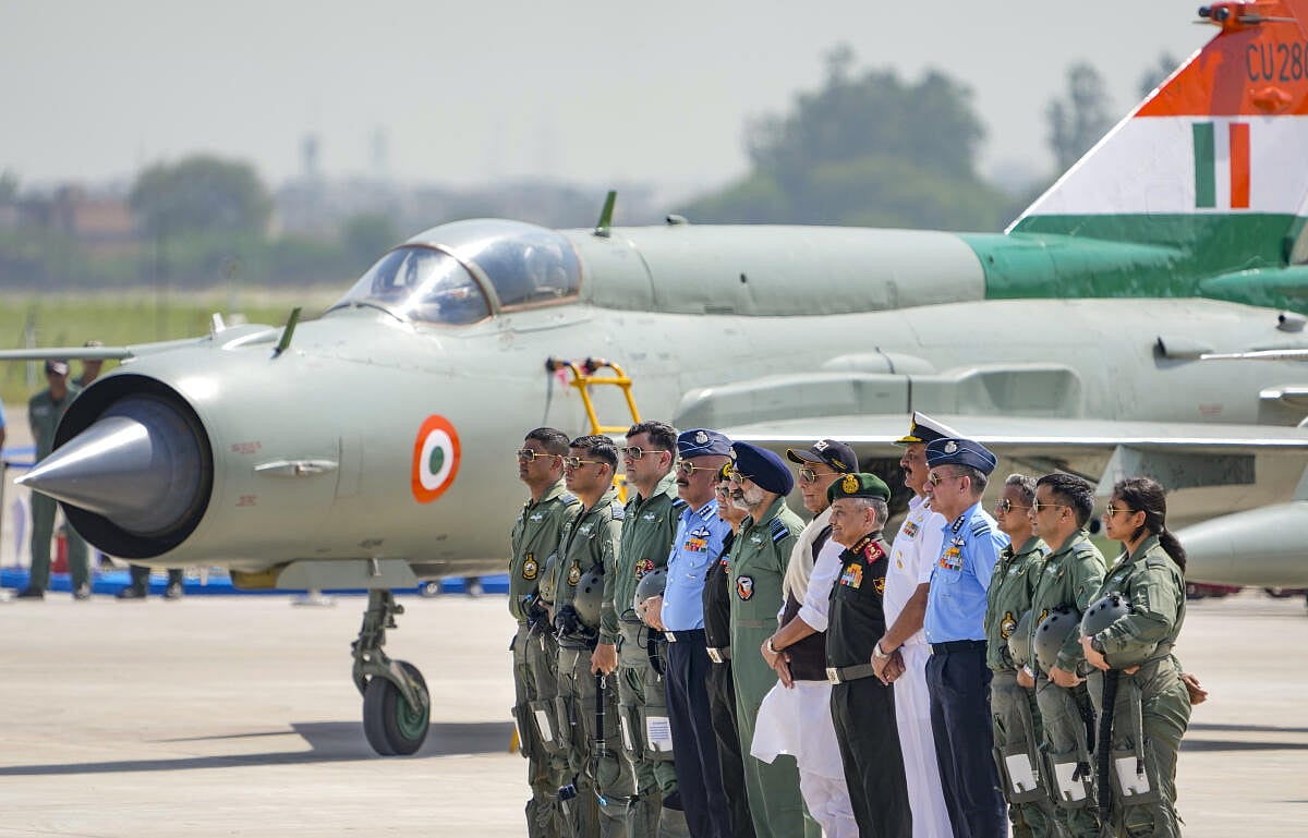 MiG-21 ಕೇವಲ ಯುದ್ಧವಿಮಾನವಲ್ಲ | ಭಾರತ-ರಷ್ಯಾ ಆಳವಾದ ಸಂಬಂಧಕ್ಕೆ ಸಾಕ್ಷಿ: ಸಚಿವ