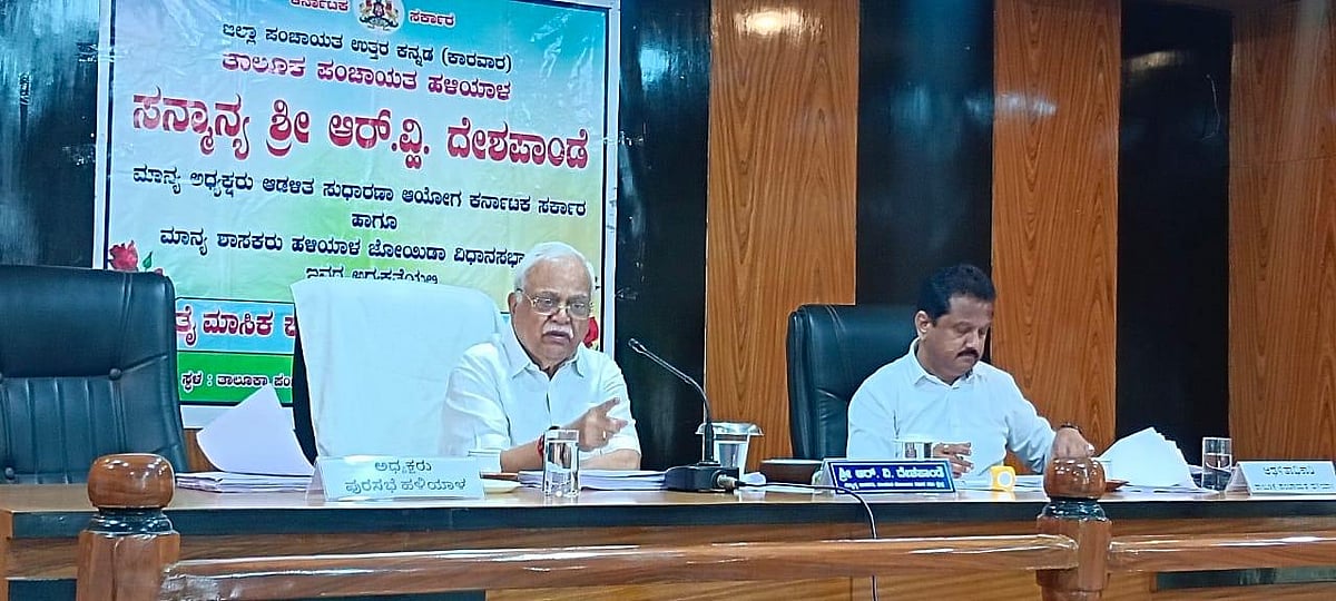 ಮೂಲಸೌಕರ್ಯ | ಅಧಿಕಾರಿಗಳು ತಡೆ ಒಡ್ಡಿದರೆ ಕ್ರಮ: ಶಾಸಕ ಆರ್.ವಿ. ದೇಶಪಾಂಡೆ