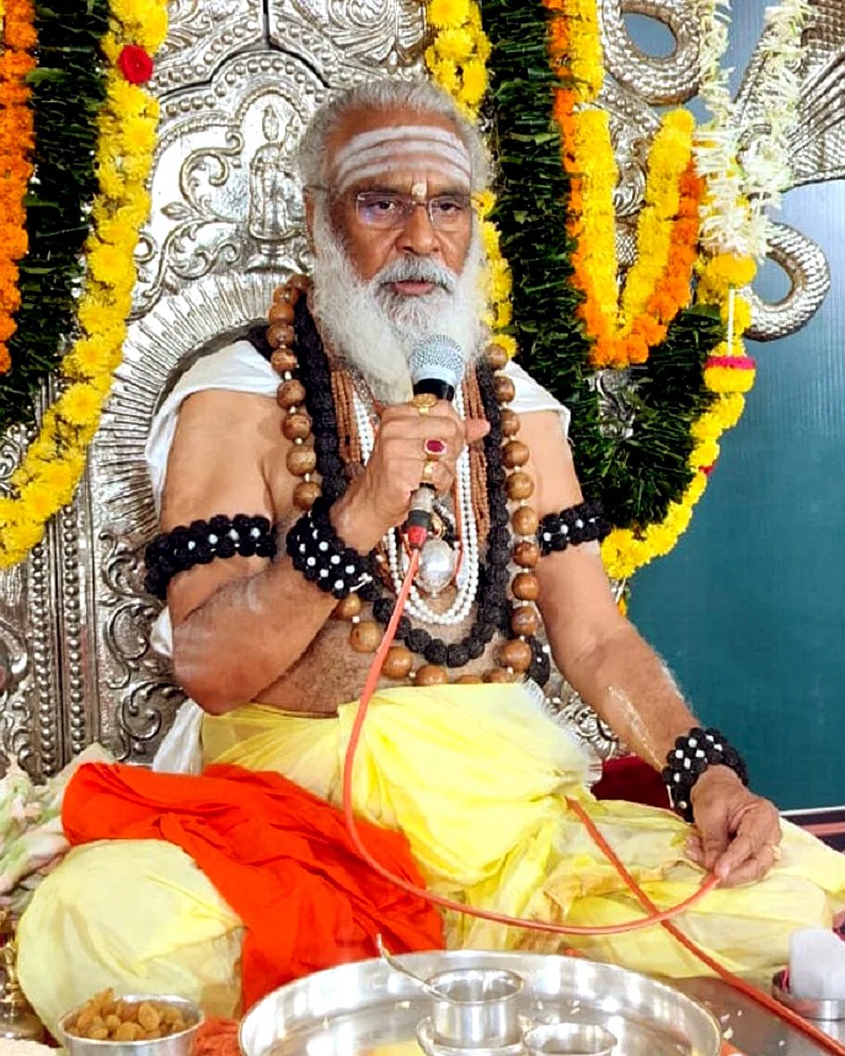 ಜಗಜ್ಯೋತಿ ಬಸವೇಶ್ವರರಿಗೆ ಜಂಗಮರೆಂದರೆ ಪಂಚಪ್ರಾಣ: ರಂಭಾಪುರಿ ಶ್ರೀ