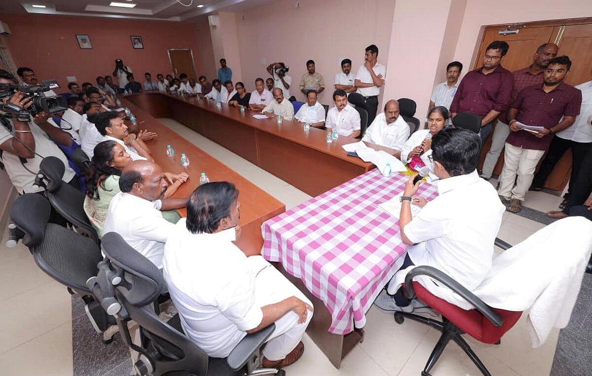 ಆರ್ಥಿಕ ಬಿಕ್ಕಟ್ಟು ಸೃಷ್ಟಿಗೆ ಕೇಂದ್ರದಿಂದ ಯತ್ನ: ತಮಿಳುನಾಡು ವಿತ್ತ ಸಚಿವ