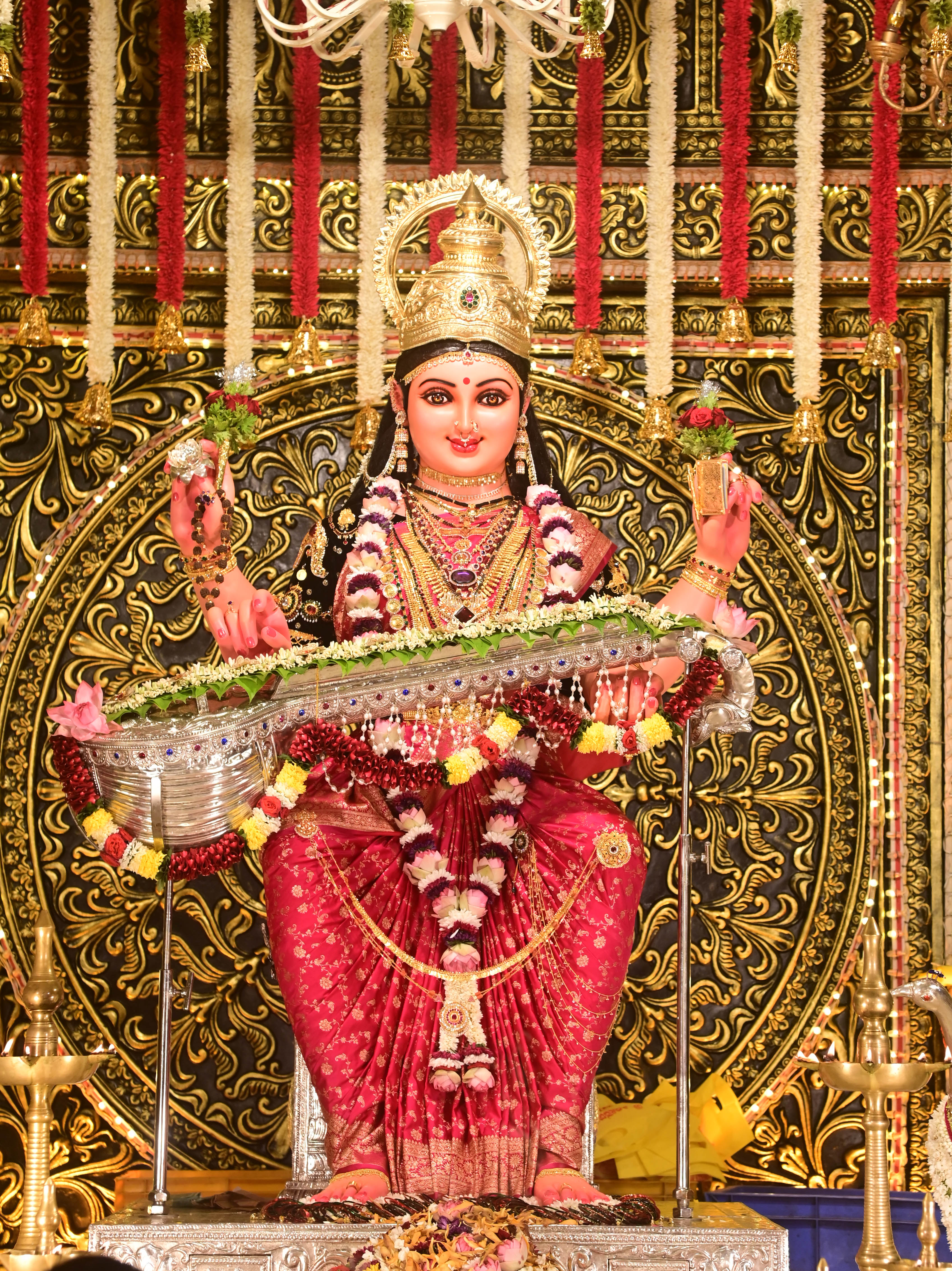 ಕುದ್ರೋಳಿ ಶಾರದೆಯ ಭಾನುವಾರದ ಅಲಂಕಾರ