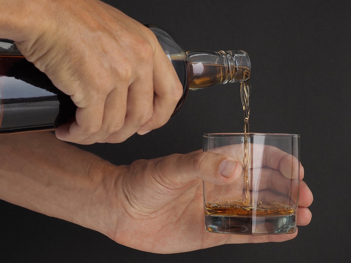 ವಿದೇಶಿ ಮದ್ಯ ಮಾರಾಟ: ಮೊದಲ ಸ್ಥಾನದಲ್ಲಿ ಕರ್ನಾಟಕ 