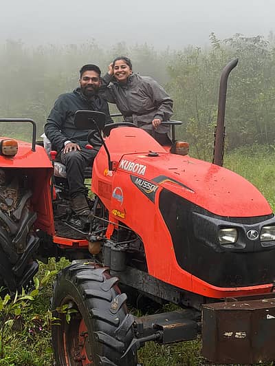 ಕನ್ನಡದ ಖ್ಯಾತ ನಿರೂಪಕಿ ಅನುಶ್ರೀ ಆಗಸ್ಟ್ 2ರಂದು ಕೊಡಗು ಮೂಲದ ರೋಷನ್ ಅವರ ಜೊತೆಗೆ ಮದುವೆಯಾಗಿದ್ದರು.