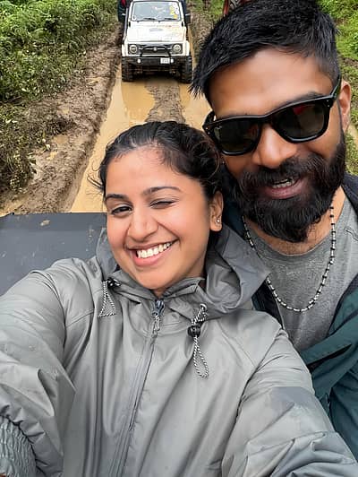 ಈಗ ಅನುಶ್ರೀ ಹಾಗೂ ರೋಷನ್‌ ಅವರು ಜೋಡಿಯಾಗಿ ಪ್ರಕೃತಿ ಸೌಂದರ್ಯ ಸವಿಯುತ್ತಿದ್ದಾರೆ.