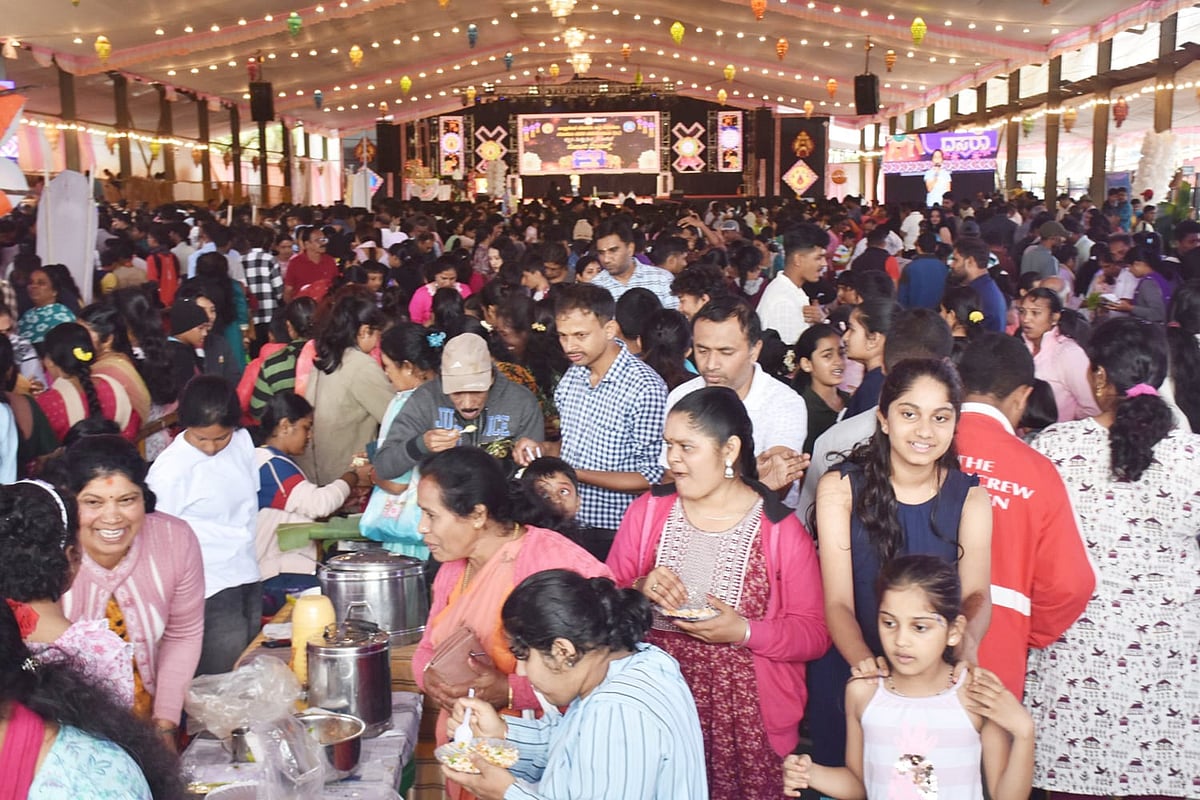 ಮಡಿಕೇರಿ ದಸರಾ: ಮಕ್ಕಳಿಂದ ತುಂಬಿ ತುಳುಕಿದ ಗಾಂಧಿ ಮೈದಾನ