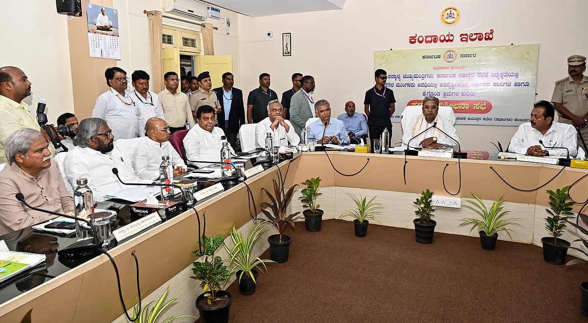  ವೈಮಾನಿಕ ಸಮೀಕ್ಷೆ ನಡೆಸಿದ ಸಿಎಂ: 8 ಜಿಲ್ಲೆಗಳಲ್ಲಿ 9 ಲಕ್ಷ ಹೆಕ್ಟೇರ್ ಬೆಳೆ ಹಾನಿ