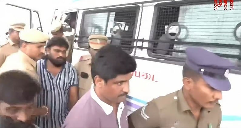 ಕರೂರು ಕಾಲ್ತುಳಿತ ದುರಂತ: TVK ಇಬ್ಬರು ಕಾರ್ಯದರ್ಶಿಗಳಿಗೆ 14 ದಿನ ನ್ಯಾಯಾಂಗ ಬಂಧನ