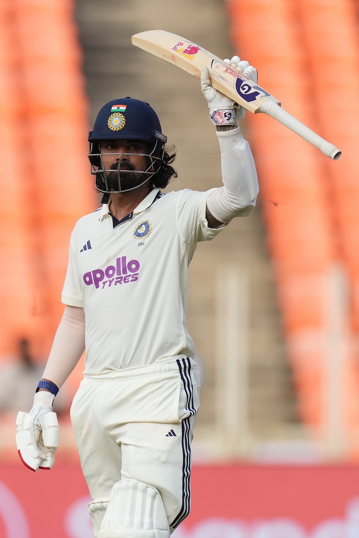 ಶತಕಗಳ ಭರಾಟೆಯಲ್ಲಿ ಬಾಡಿದ ವಿಂಡೀಸ್